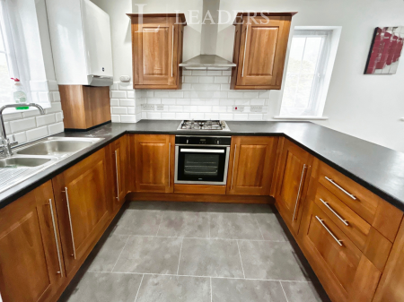 4 bedroom house to rent - Brecknock Road, West Bromwich, B71 - Property View 2