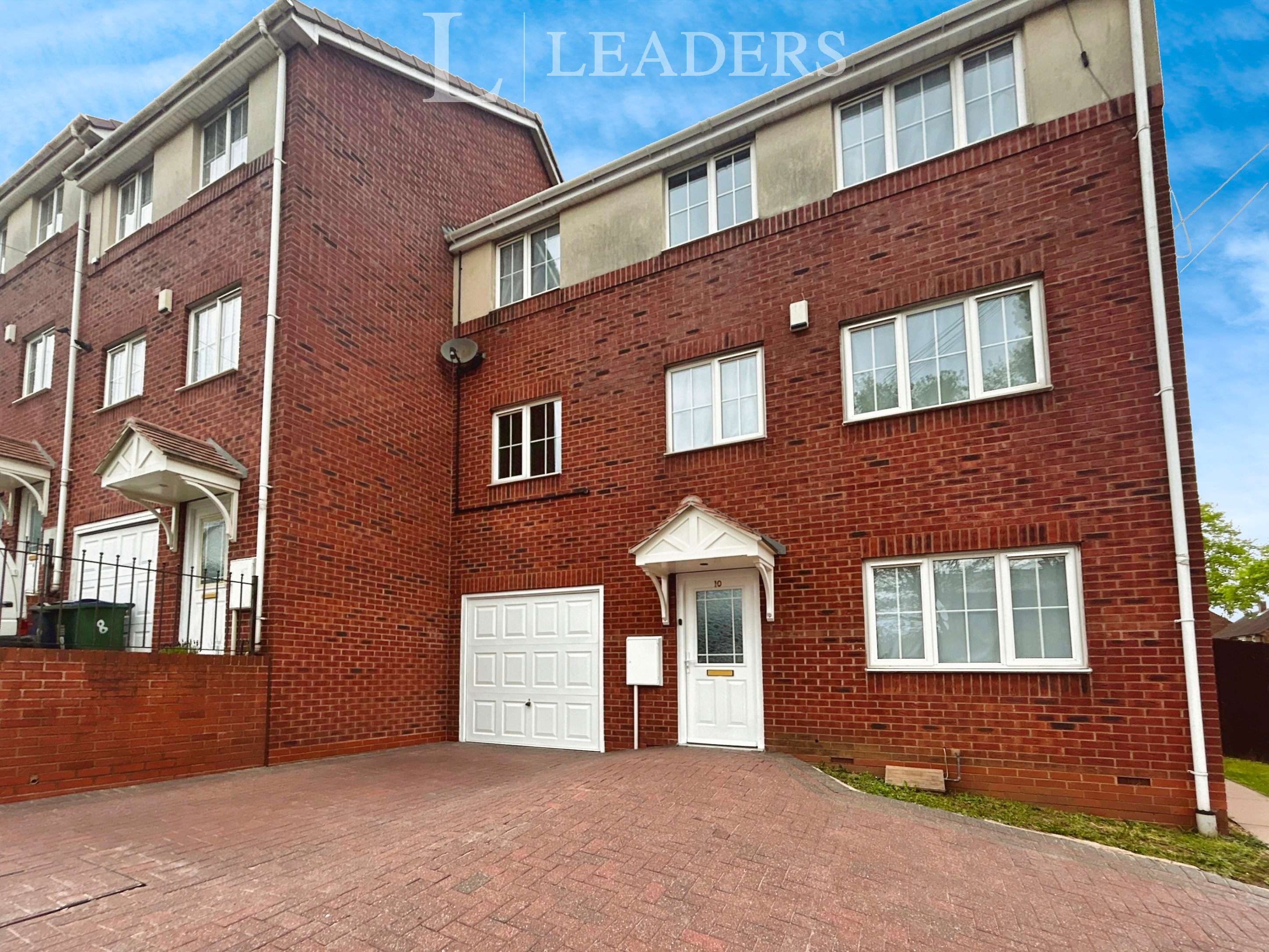 4 bedroom house to rent - Brecknock Road, West Bromwich, B71 - Property View 1