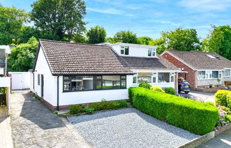 2 bedroom bungalow to rent - School Grove, Oakengates, Telford, Shropshire, TF2