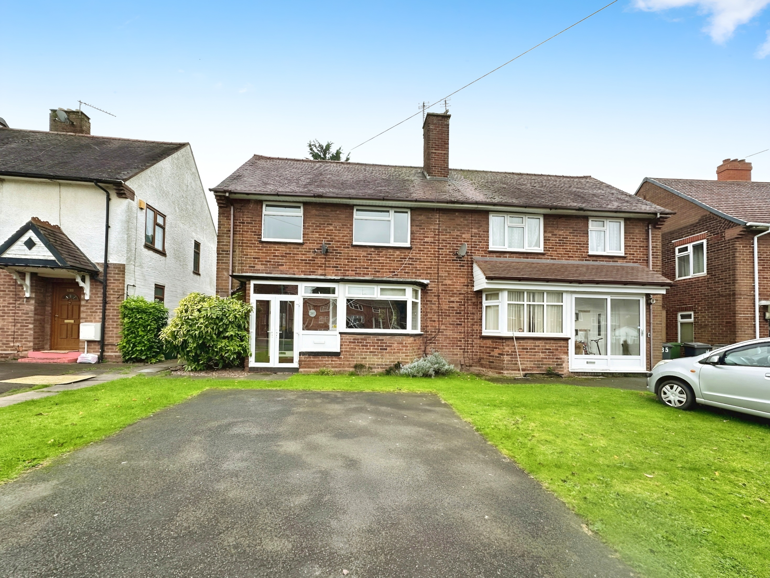 3 bedroom house to rent - Bentley Road, Wolverhampton, WV10 - Property View 1
