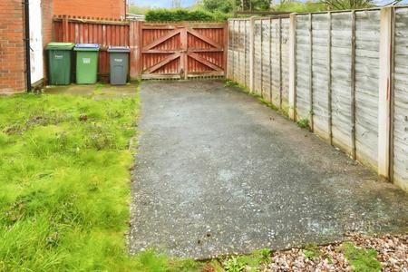 3 bedroom house to rent - Shinwell Crescent, Tividale, Oldbury, West Midlands, B69 - Property View 2