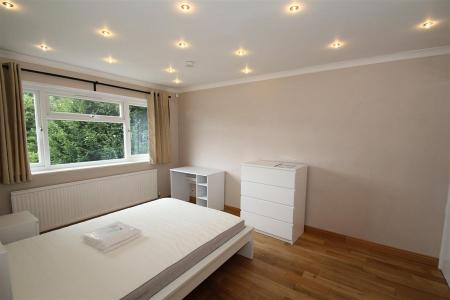 1 bedroom property to rent - Kimbers Lane, Farnham, GU9