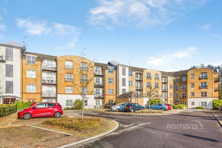 2 bedroom apartment to rent - Russell Road, Basingstoke, RG21