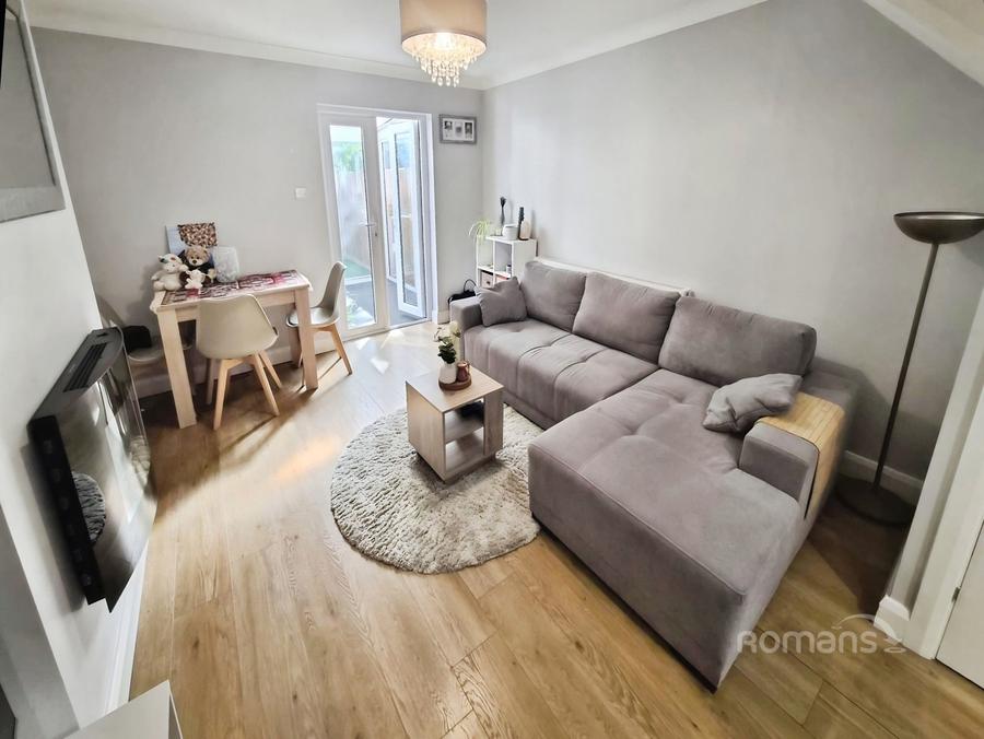 2 bedroom house to rent - Frogmore Close, Slough, Berkshire, SL1 - Property View 2