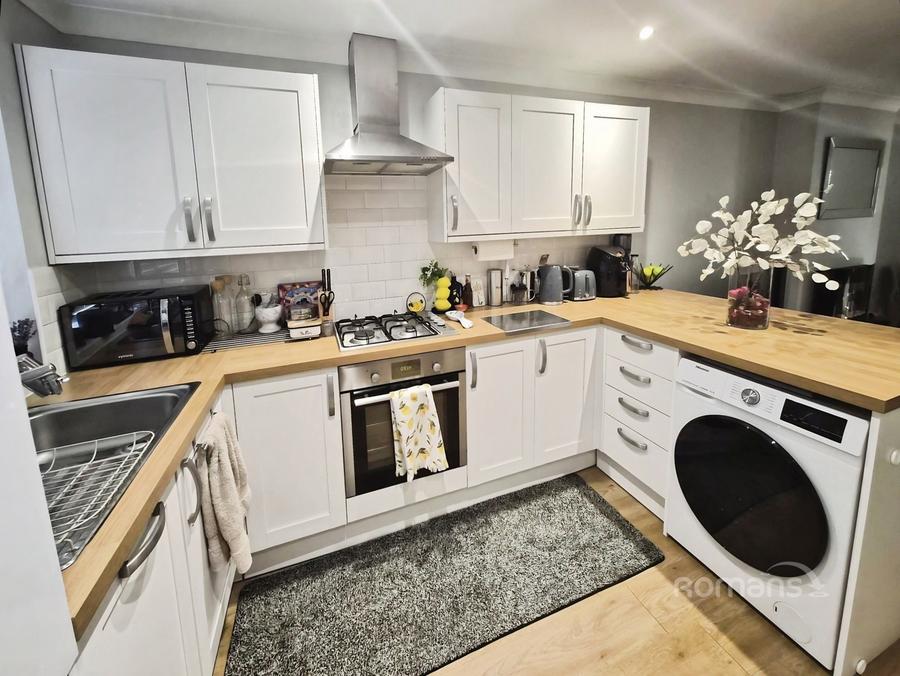 2 bedroom house to rent - Frogmore Close, Slough, Berkshire, SL1 - Property View 1