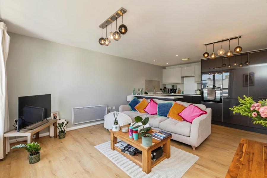 1 bedroom apartment to rent - St. David Mews, Bristol, Somerset, BS1 - Property View 3