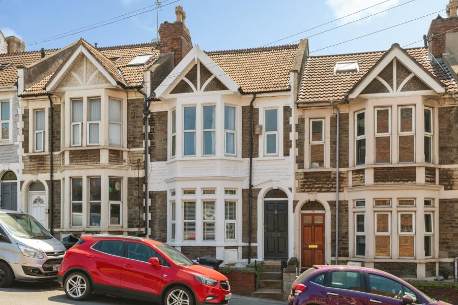 4 bedroom house to rent - Sandy Park Road, Bristol, BS4 - Property View 1