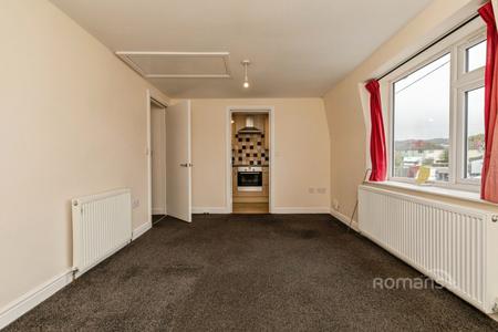 2 bedroom apartment to rent - Blackthorn Road, Bristol, Somerset, BS13 - Property View 3