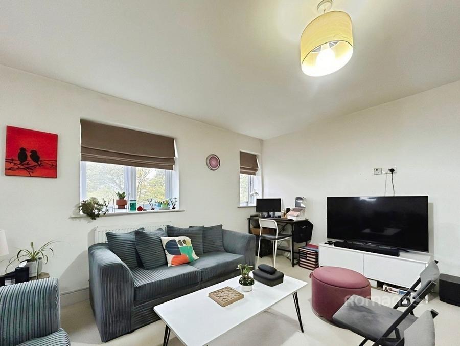 2 bedroom apartment to rent - Hill View Court, 13 Bhamra Gardens, Maidenhead, SL6 - Property View 3