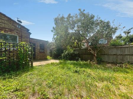 2 bedroom maisonette to rent - Penyston Road, Maidenhead, Berkshire, SL6 - Property View 2