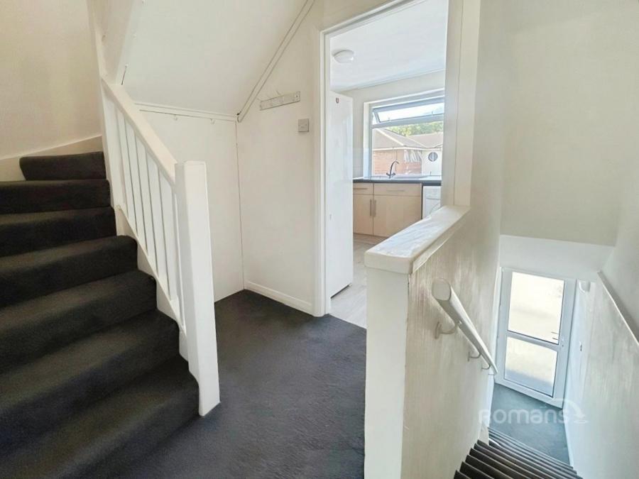 2 bedroom maisonette to rent - St. Lukes Road, Maidenhead, Berkshire, SL6 - Property View 3