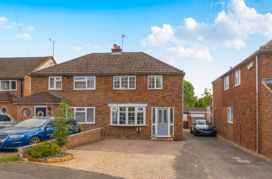 2 bedroom house for sale - Shirley Avenue, Reading, Berkshire, RG2 - Property View 1