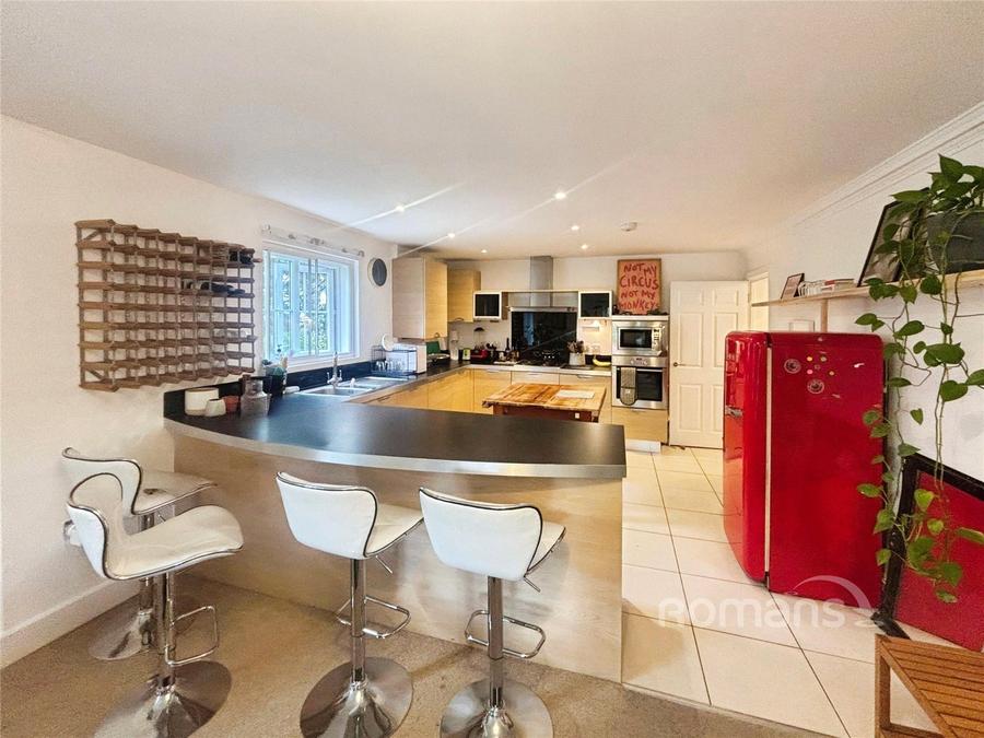 2 bedroom apartment to rent - London Road, Ascot, SL5 - Property View 2