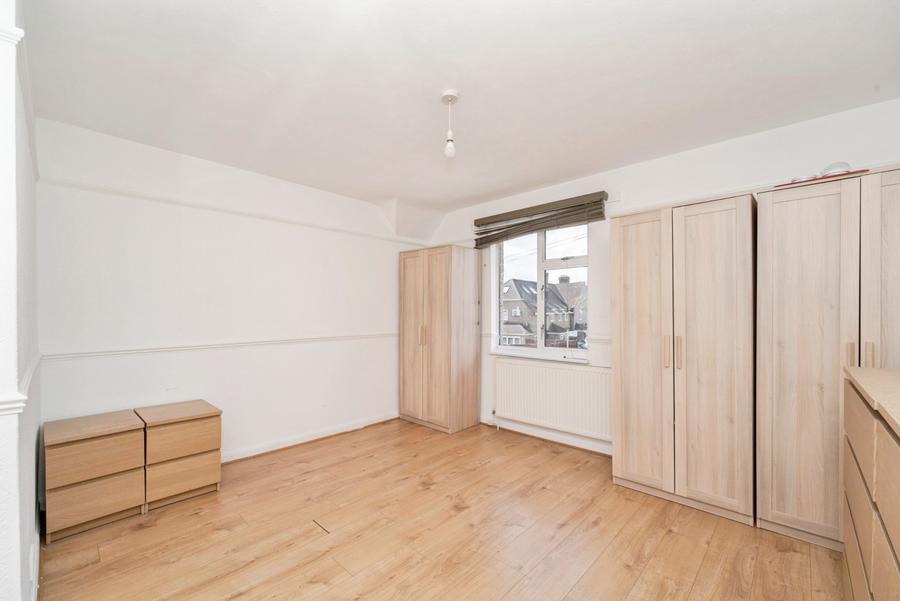 3 bedroom house to rent - Pear Tree Avenue, Yiewsley, West Drayton, UB7 - Property View 2