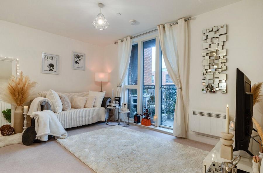 2 bedroom apartment for sale - Fellowes Rise, Winchester, Hampshire, SO22 - Property View 3