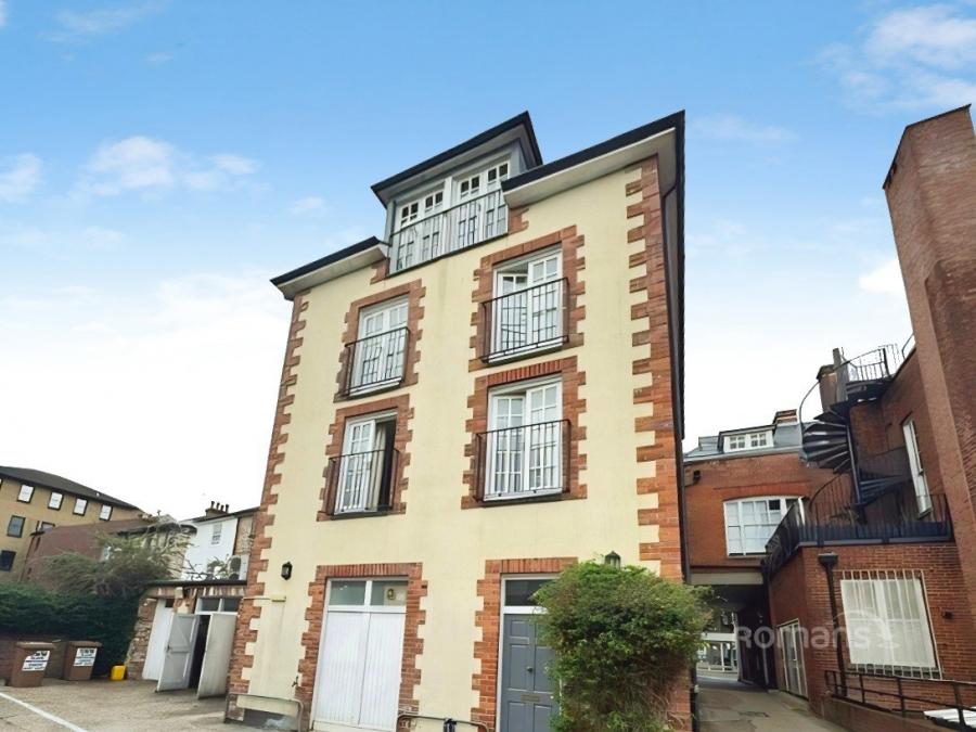 2 bedroom apartment to rent - Jewry Street, Winchester, SO23 - Property View 1