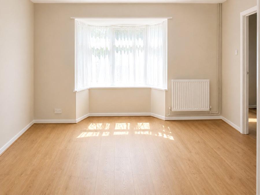 3 bedroom semi detached to rent - Stuart Way, Windsor, Berkshire, SL4 - Property View 3