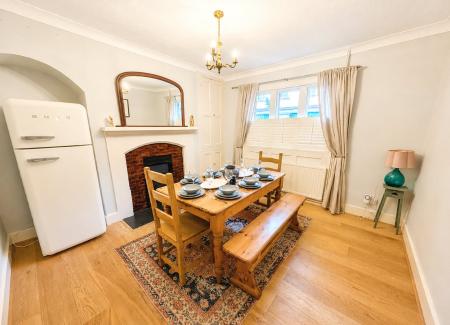 4 bedroom property to rent - High Street, Eton, Windsor, Berkshire, SL4 - Property View 2