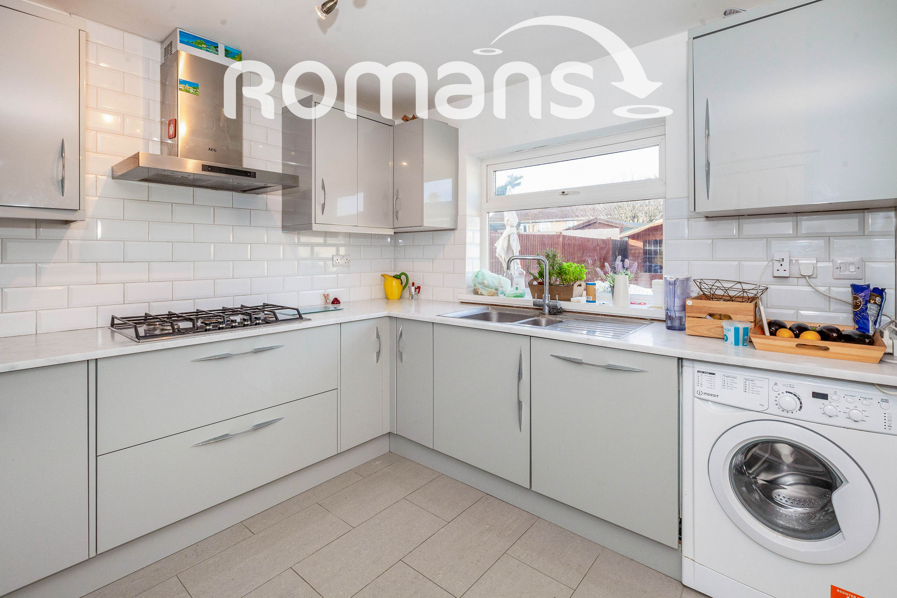 2 bedroom house to rent - Vale Road, Windsor, SL4 - Property View 1