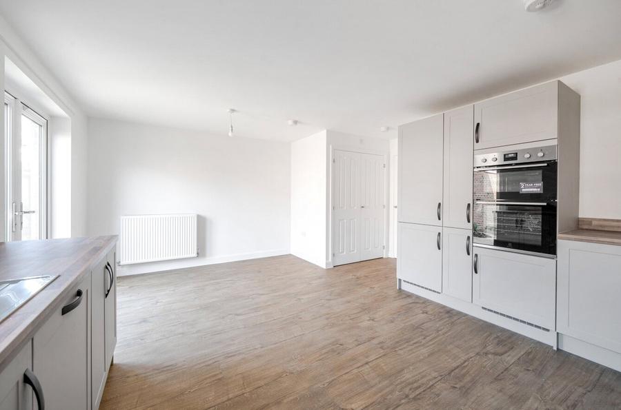 4 bedroom house to rent - Farmers Road, Finchwood Park, Wokingham, Berkshire, RG40 - Property View 3