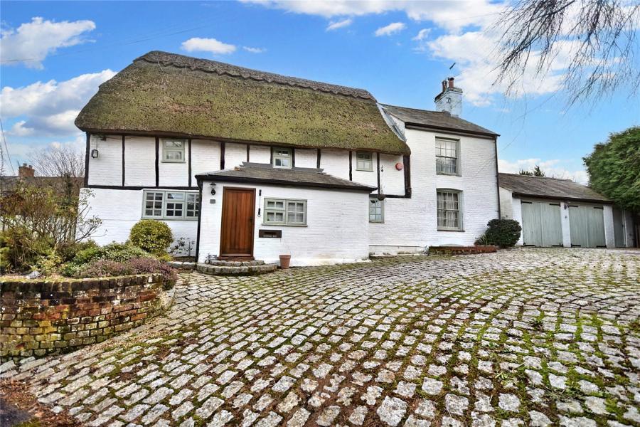5 bedroom house to rent - Peggs Lane, Buckland, Aylesbury, HP22 - Property View 1