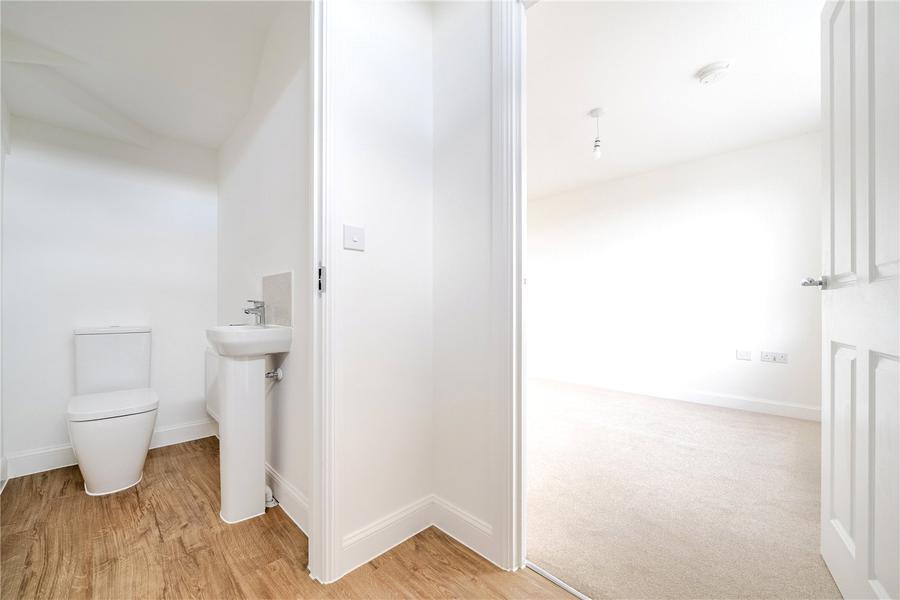 3 bedroom terraced to rent - Sandiacre Way, Broughton, Aylesbury, Buckinghamshire, HP22 - Property View 2