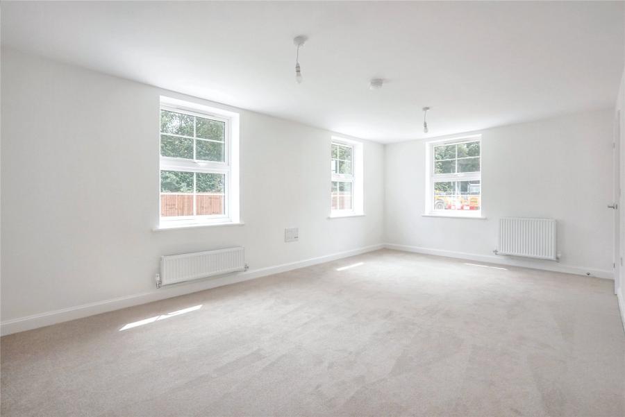 4 bedroom property to rent - Sandiacre Way, Aylesbury, Buckinghamshire, HP22 - Property View 3
