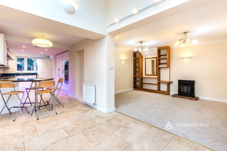 4 bedroom house to rent - Chadbone Close, Aylesbury, HP20 - Property View 3