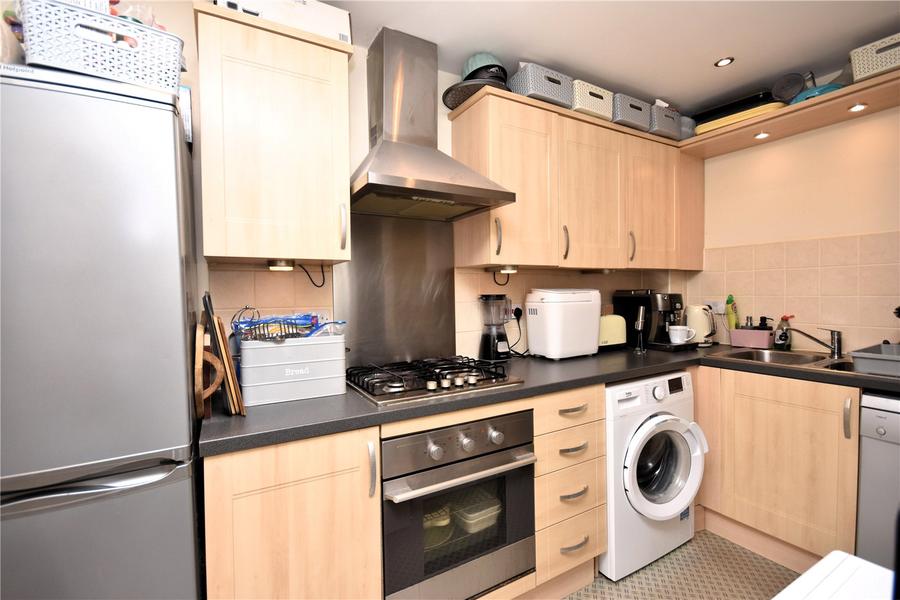 2 bedroom apartment to rent - Coxhill Way, Aylesbury, Buckinghamshire, HP21 - Property View 2