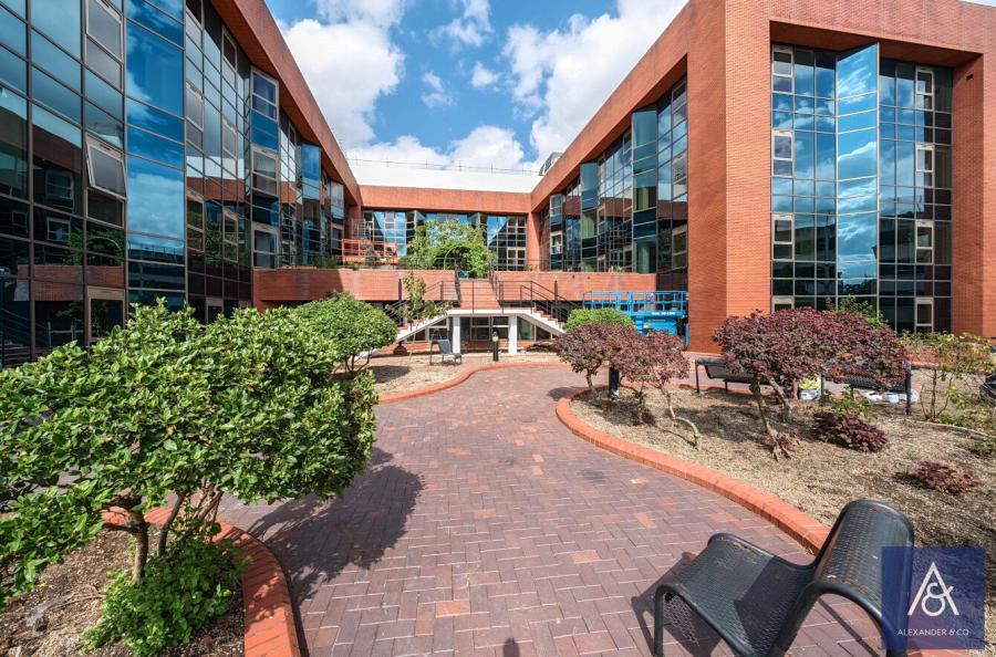 1 bedroom apartment to rent - Walton Street, Aylesbury, Buckinghamshire, HP21 - Property View 2