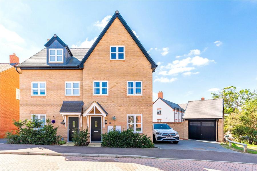 property to rent - Stocks Lane, Winslow, Buckingham, MK18 - Property View 1