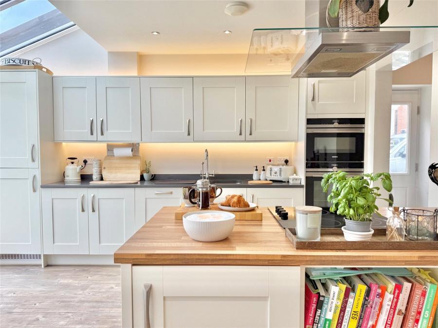 4 bedroom house for sale - Millground Field, Winslow, Buckingham, MK18 - Property View 1