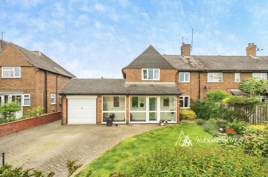 3 bedroom house for sale - Nash Road, Thornborough, Buckingham, Buckinghamshire, MK18 - Property View 1
