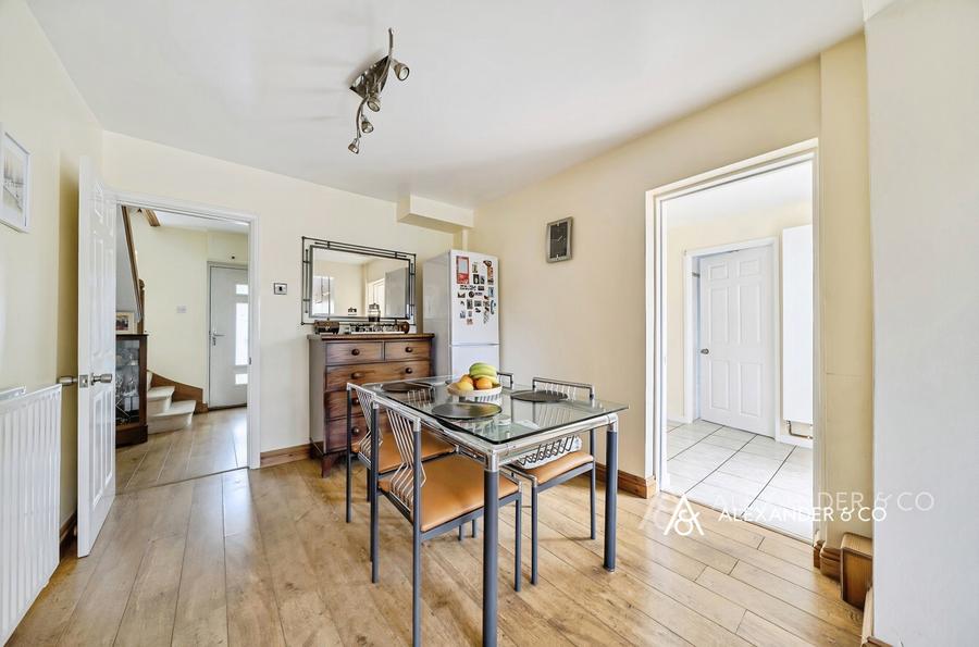 3 bedroom house for sale - Nash Road, Thornborough, Buckingham, Buckinghamshire, MK18 - Property View 3