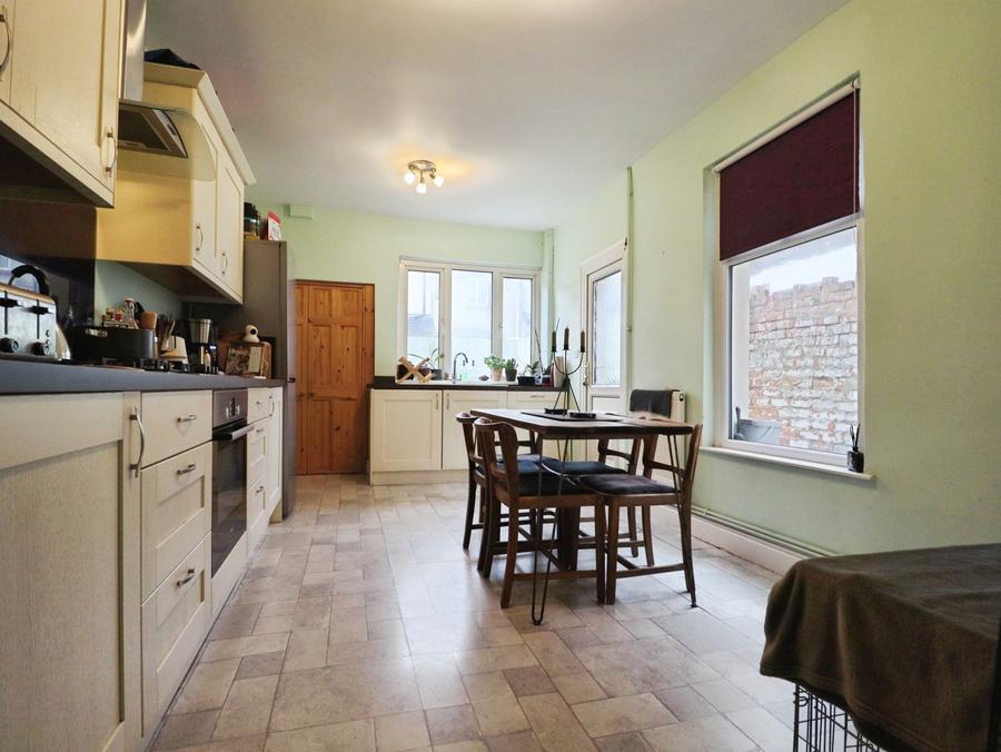 3 bedroom house to rent - Alfred Street, Cardiff, CF24 - Property View 2