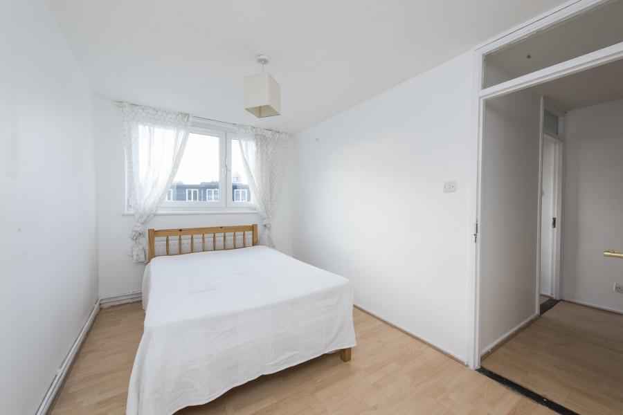 2 bedroom apartment to rent - Parkham Street, London, SW11 - Property View 3