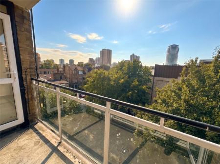 1 bedroom apartment to rent - Shuttleworth Road, London, SW11 - Property View 2