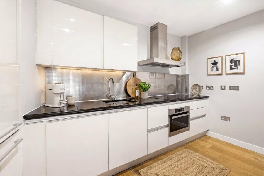 2 bedroom apartment to rent - Gatliff Road, London, SW1W - Property View 1
