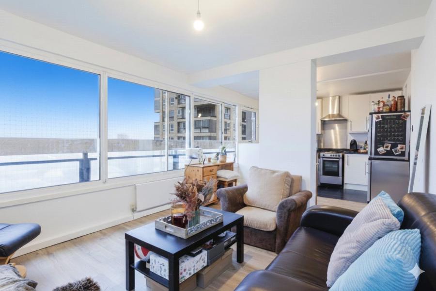 2 bedroom apartment to rent - Battersea Church Road, London, SW11 - Property View 2