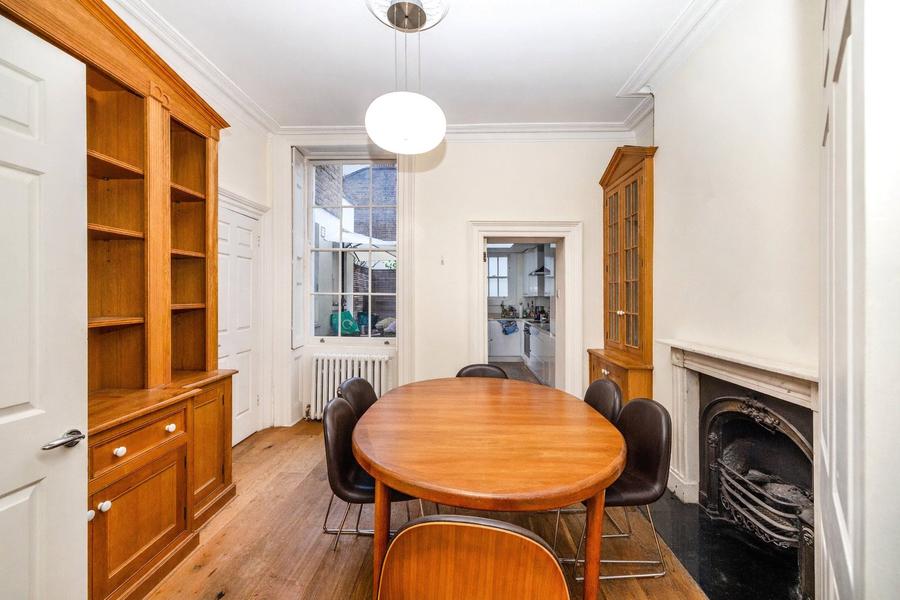 3 bedroom apartment to rent - Doughty Street, London, WC1N - Property View 3