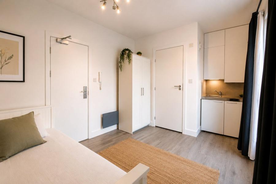 terraced to rent - Bayham Street, London, NW1 - Property View 1