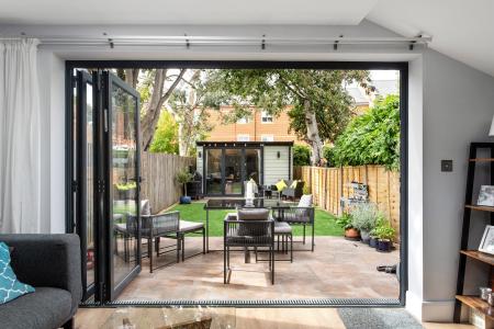 3 bedroom apartment to rent - Stephendale Road, London, SW6 - Property View 3