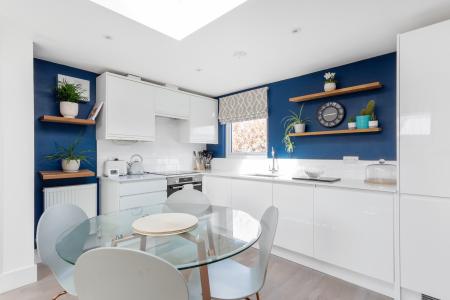 1 bedroom apartment to rent - London, W3 - Property View 3