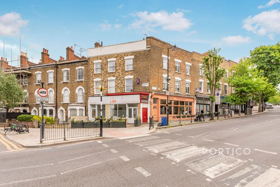 property to rent - 114 A Highbury Park, London, N5 - Property View 1