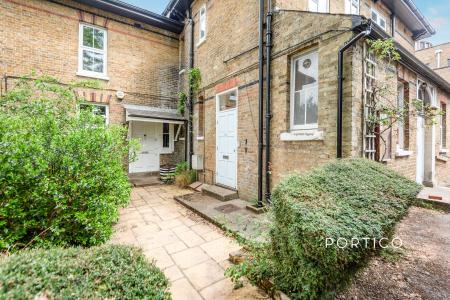 2 bedroom apartment to rent - Feltham, TW13 - Property View 1