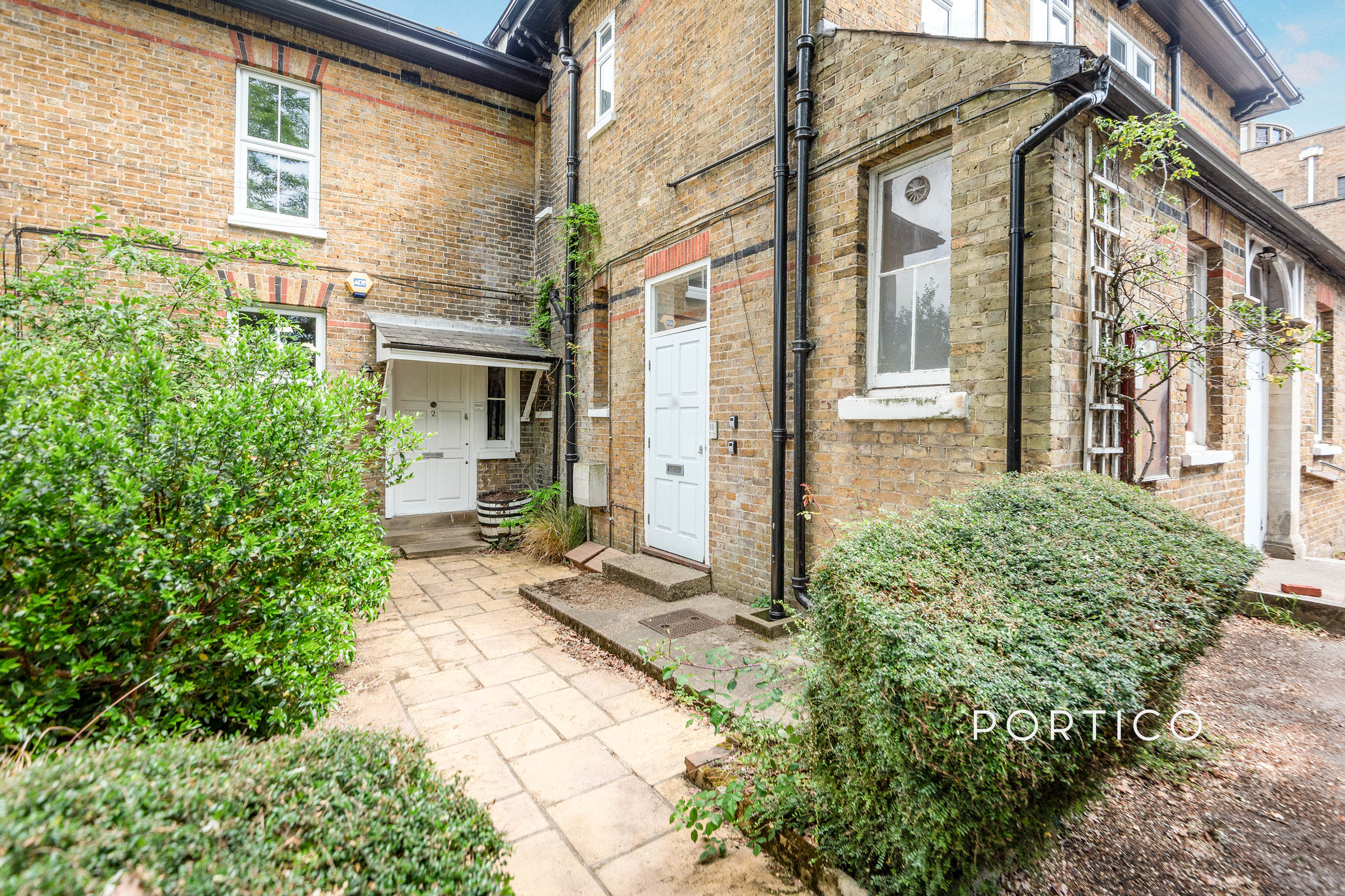2 bedroom apartment to rent - Feltham, TW13 - Property View 1