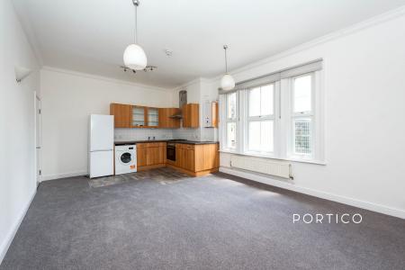 2 bedroom apartment to rent - Feltham, TW13 - Property View 2