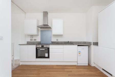 2 bedroom apartment to rent - Ilford Hill, Ilford, IG1 - Property View 3