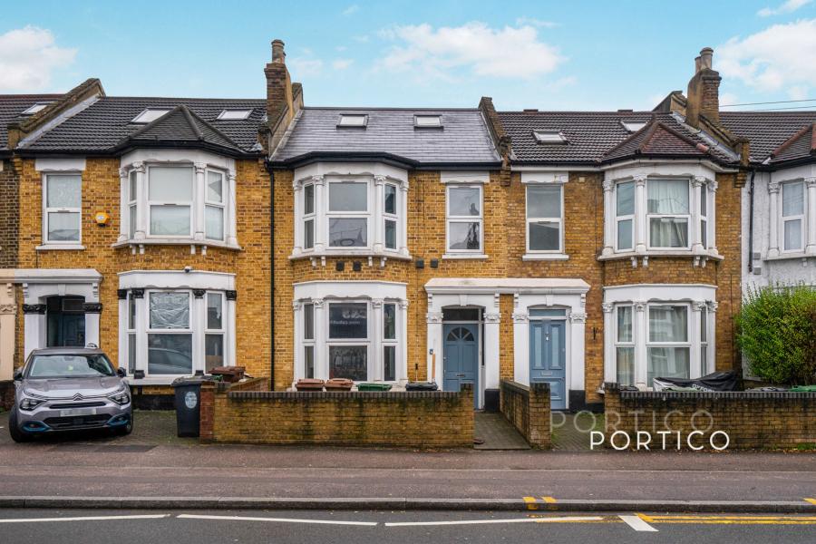 4 bedroom house to rent - Grove Green Road, London, E11 - Property View 1