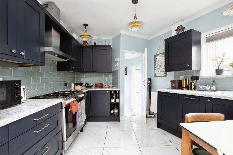 2 bedroom house to rent - Gordon Road, London, E15 - Property View 3